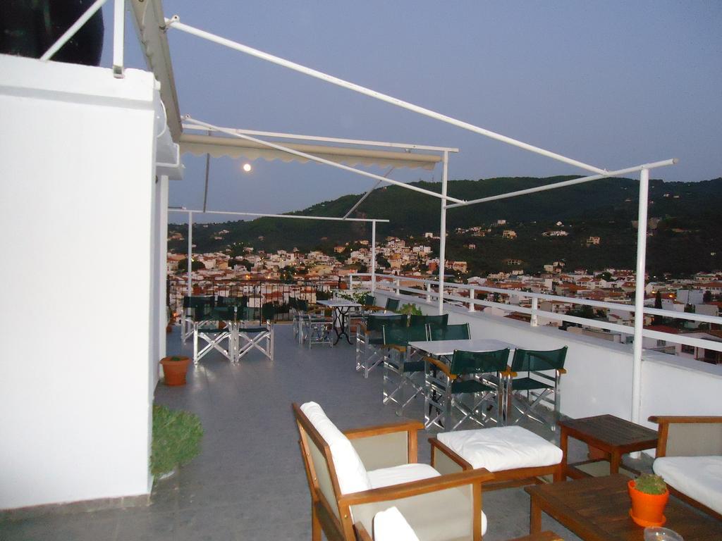 Hotel Pension Margarita Città di Skiathos Esterno foto